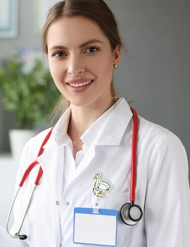 Celokiy Silly Goose Nurse Bendge ، حامل بطاقة هوية مضحكة قابلة للسحب لـ RNS ، CNAs ، والموظفين الطبيين in Kuwait