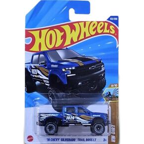 Hot Wheels '19 Chevy Silverado Trail Boss LT [Blue], HW Dirt 8/10, 152/250, 1:64 Scale Diecast Car