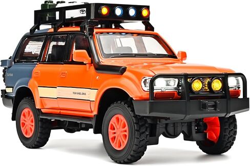 Cars for Boys 1/24 Diecast Car Land Cruiser LC80 Model,Pull Back Cars with Light and Sound,Die Cast Metal Landcruiser Car Model Collectible,Cars for Kids Ages 4-8（White） in Kuwait