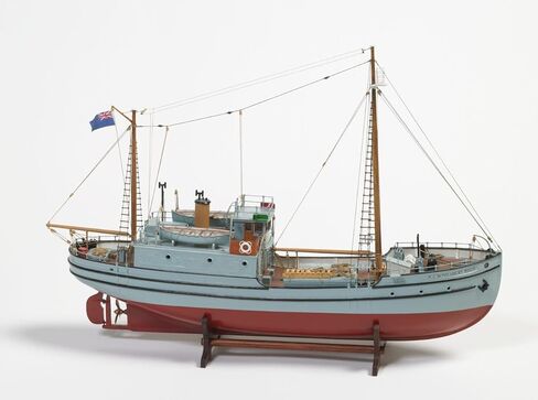 1:72 مقياس R.C.M.P St. Roch Model Kit in Kuwait
