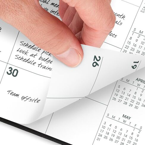 At-A-Glance 2026 Planner ، شهريًا ، 7 "× 8-3/4" ، متوسط ، أسود (701200526) in Saudi Arabia