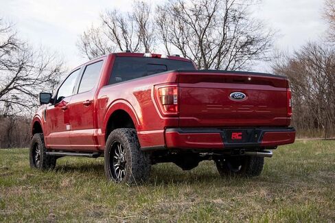 Rough Country 3" Bolt-On Lift Kit w/N3 Struts for 21-24 Ford F-150 4WD - 41431 in Kuwait