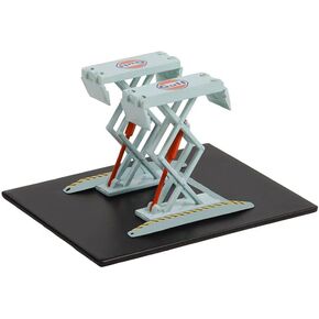 Greenlight 16160-B Auto Body Shop - Automotive Double Scissor Lifts Series 1 - Gulf Oil 1/64 Scale