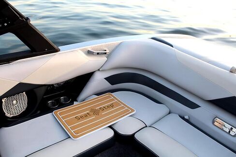 Seat Step Marine Mat-Protect Boat Cushions, Prevent Upholstery Damage, Tears & Dirt from Stepping on Seats (Gray/Black) in Saudi Arabia