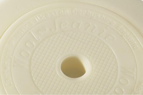 الصوف الأصلي Jeanie Magnetic Pendulum Yarn الحياكة وحامل تغذية خيوط الكروشيه in Saudi Arabia