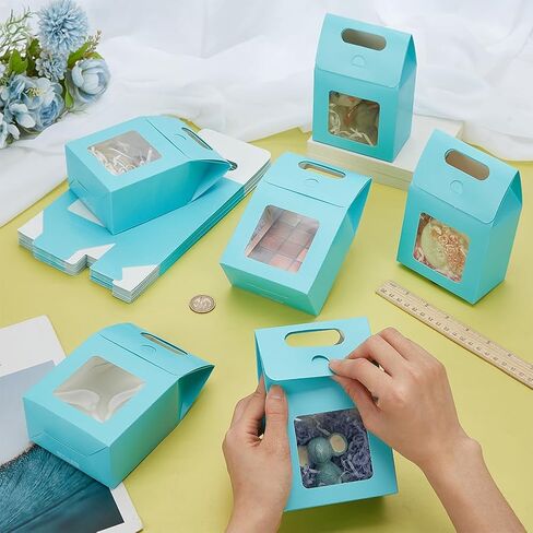 PH Pandahall 24pcs صندوق هدايا زرقاء مع مقبض جيد الصناديق الصناديق الجملون صناديق هدايا الحزب لصالح مربع الحلوى مع نافذة لعيد عيد ميلاد التعبئة والتغليف 3.8x2.3x5.9 بوصة in Saudi Arabia