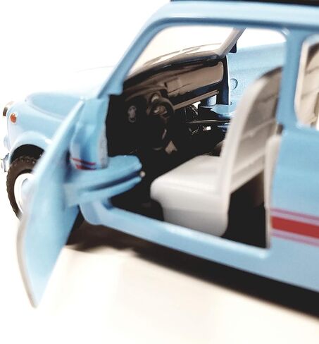 Kinsmart. Fiat 500 Powder Blue 2 Door Hardtop مع فتحة سقف مغلقة 1/24 G Scale Diecast Car in Saudi Arabia