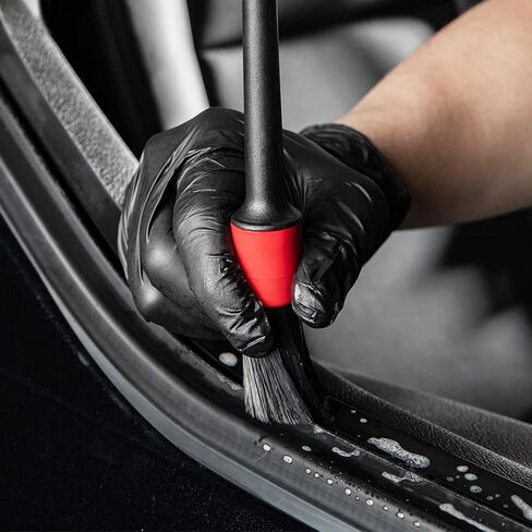 مجموعة 8 فرش لتفصيل السيارة، 3 قطع من شعر الخنزير الطبيعي، أداة تنظيف فائقة النعومة، فرش تفصيلية تلقائية + 5 مجموعة فرش تنظيف بلاستيكية للسيارات لتنظيف عجلات المحرك وشعارات لوحة القيادة وفتحات الهواء in Kuwait