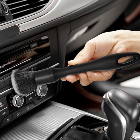 مجموعة 8 فرش لتفصيل السيارة، 3 قطع من شعر الخنزير الطبيعي، أداة تنظيف فائقة النعومة، فرش تفصيلية تلقائية + 5 مجموعة فرش تنظيف بلاستيكية للسيارات لتنظيف عجلات المحرك وشعارات لوحة القيادة وفتحات الهواء in Kuwait