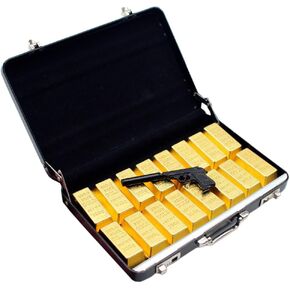 Miniature Dollhouse Suitcase Model: Resin and Aluminium Alloy, Assorted Colors, Ideal for Home Decor and Collectors
