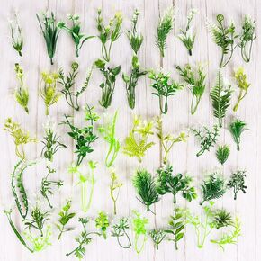 FINGOOO 50 Pieces Artificial Fish Tank Plants, Random Plastic Aquarium Plants Realistic for Aquarium Accessories DIY Crafts Cake Topper Decor (Green White)