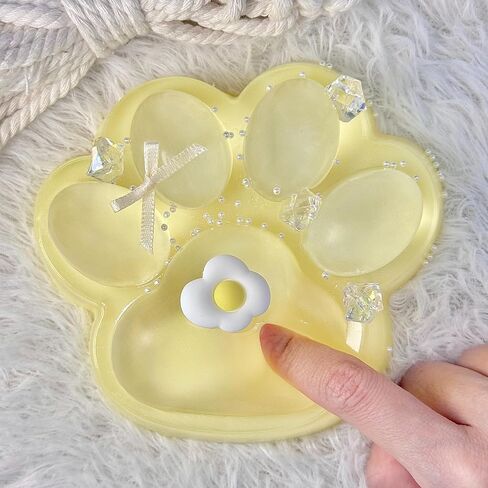 Big Taba Squishy Cat Paw ، 5 في لعبة Barge Paw Squeeze للتخفيف من الإجهاد والاسترخاء ، تململ الضيق اللزج ألعابًا لصالح الحفلات هدية عيد ميلاد الجدة (Tri-Color) in Kuwait