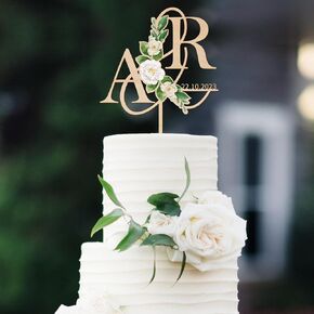 Personalized Mr & Mrs Wedding Cake Topper with Custom Bride and Groom's Last Name Cake Decoration in Wood