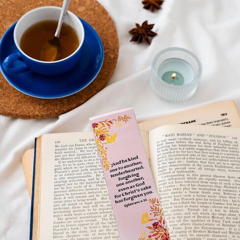 إشارة مرجعية للكتاب المقدس من النسيج مع مرجعية للصياغة الإضافية - رومية 15:13: قد يملأ إله الأمل علامات كتاب الكتاب المقدس - مرجعية مسيحية للنساء - الإشارات الدينية - الهدايا المسيحية للنساء in Saudi Arabia