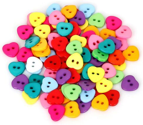 AKOAK 50 PCS 2 حفرة من الأزرار البلاستيكية ، أزرار فراشة ملونة ، خياطة رائعة ، ديكور مشروع DIY ، نسج سجل القصاصات ، ملحقات الملابس والقبعات (القلب) in Saudi Arabia
