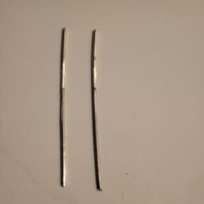 Wire – Colloidal Silver Generator Rods 99.99% Pure Silver 14 Gauge (0.064 in. / 1.63 mm) – Set of 2×6″ rods