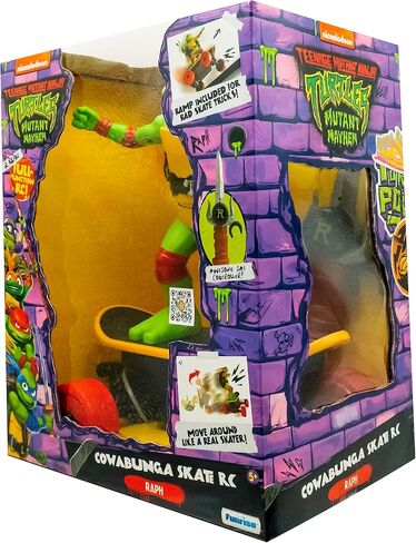 Teenage Mutant Ninja Turtles Raphael Cowabunga Skate RC - Imitates Real Skate Tricks - 2.4 GHz Remote Control - Ages 3+ in Saudi Arabia