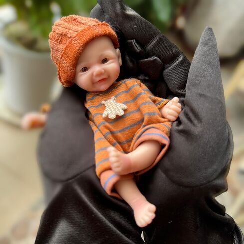 5inch Mini Palm Soft Full Body Silicone Reobrn Baby Doll Realistic Silicone Miniature Anatomically Correct Girl Doll in Saudi Arabia