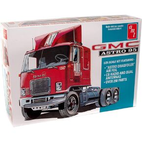 AMT AMT1140 Plastic Model Kit