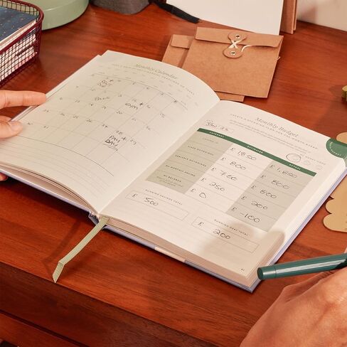 مخطط التمويل - البرسيم، 153 مم × 215 مم، غلاف مقوى | مقالات مرشد المال | مراجعات 6 أشهر وسنوية، أدوات التتبع الشهرية | ورقة من مصادر أخلاقية | دليل الميزانية النهائي in Kuwait