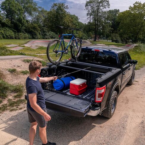 Roll-N-Lock M-Series Retractable Truck Bed Tonneau Cover | LG496M | Fits 2020 - 2023 Jeep Gladiator w/o Trail Rail System 5' Bed (60") in Kuwait