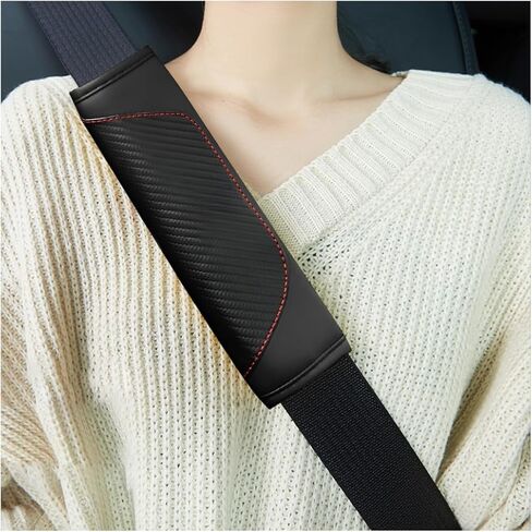 Ziciner قطعتان من غطاء حزام مقعد السيارة، وسائد حزام أمان من الجلد الناعم من ألياف الكربون وحزام الكتف، وسادة حزام مسامية تساعد على حماية رقبتك وأكتافك، عالمية للسيارة والشاحنات وسيارات الدفع الرباعي (أسود) in Kuwait