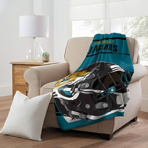 بطانية ملفوفة بتصميم Northwest NFL Seattle Seahawks 46x60 Micro Raschel Run، ألوان الفريق، مقاس واحد (1NFL059050022RET) in Kuwait