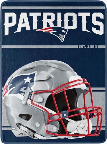 بطانية ملفوفة بتصميم Northwest NFL Seattle Seahawks 46x60 Micro Raschel Run، ألوان الفريق، مقاس واحد (1NFL059050022RET) in Kuwait