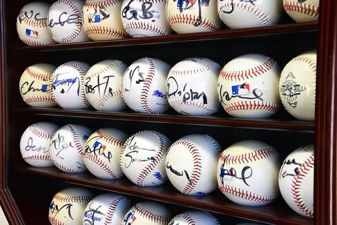 30 Baseball Ball Display Case Cabinet Holder Rack Home Plate Shaped w/98% UV Protection- Lockable -Oak in Kuwait
