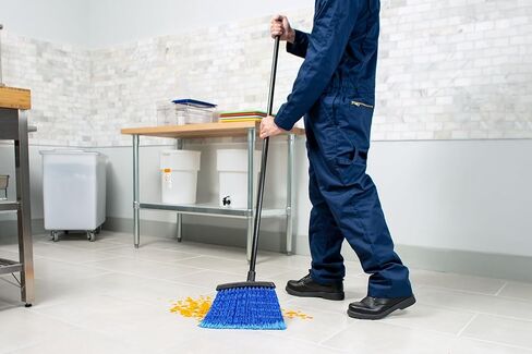 منتجات Carlisle FoodService CFS Duo-Sweep مكنسة الحطام البلاستيكية الكبيرة بمقبض، 48 بوصة، أزرق in Kuwait