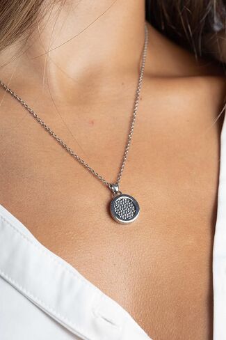 Sentir Essential Oil Necklace Diffuser - Patented Metal Aroma Diffuser Necklace Pendant, Infused Essential Oil Necklaces for Women, Perfume Scent Necklace Gift for Christmas, Birthday, 14K Gold Plated in Saudi Arabia