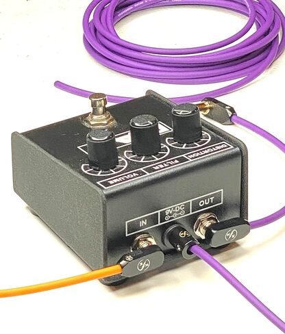 Kurrent Electric Solderless Guitar Pedal Cable Kit 6 Pack for Pedalboard Right Angle Low Profile Connectors for Custom Pedalboard in Saudi Arabia