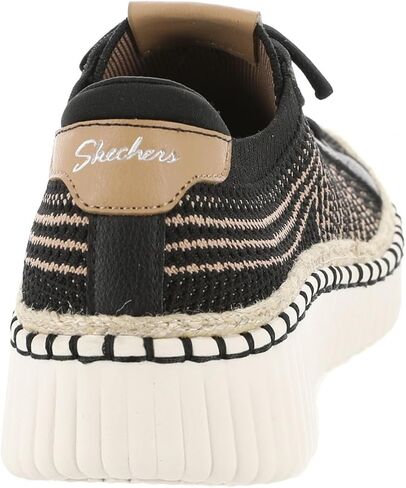 حذاء رياضي Wilshire Blvd-Bellevue للسيدات من Skechers in Saudi Arabia