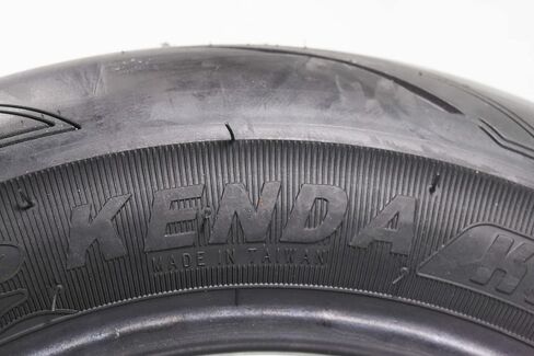 Kenda KM1 (KM001) 120/70ZR17 الإطار الأمامي للدراجة النارية الرياضية 58W-الإطارات الشعاعية مع الاستقرار عالي السرعة والقبضة الرطبة الممتازة مع سلسلة المفاتيح (120/70-17) in Kuwait