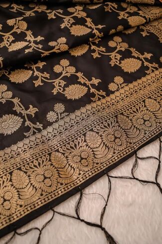 DEVANGI Women's Woven Banarasi Silk Dupatta/Chunni in Saudi Arabia