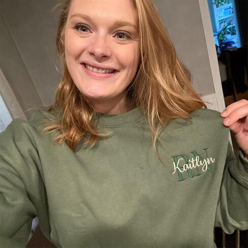 GODMERCH Personalized Nurse Quarter Zip Sweatshirt, Custom Embroidered Nurse Sweatshirt, RN Sweatshirts Gift for Nurses in Saudi Arabia