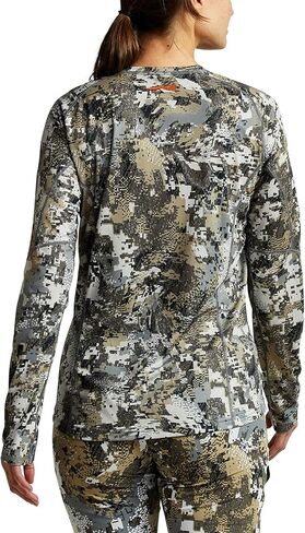 SITKA Gear Women's Hunting Core Lightweight Camo Crew Long Sleeve Shirt in Kuwait