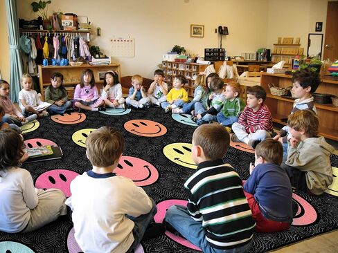 OLEEK Large Classroom Rug Elementary 8x10 - Classroom Rugs for Kids Room - Classroom Carpet Elementary - Kids playroom Rug 8 x 10 - Preschool Rugs for Classroom - Schoolgirl Style Classroom Decor in Kuwait