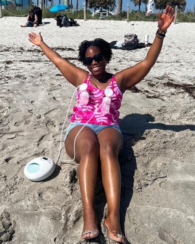 Sarah Wells Hands Free Pumping and Nursing Swim in Kuwait