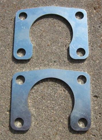 Big Ford Old -Old 1/2 "لوحات Retainer Plates for Ford 9" - 1 زوج in Saudi Arabia