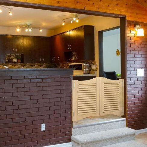 أبواب مقهى Louvered المتأرجحة، أبواب صالون الصنوبر لديكور المنزل مع أجهزة مفصلات، قسم مدخل لشريط مدخل المطبخ في الردهة، ورنيش مصنوع مسبقًا (خشب بورلي، 31.5 × 35.4 بوصة) in Kuwait