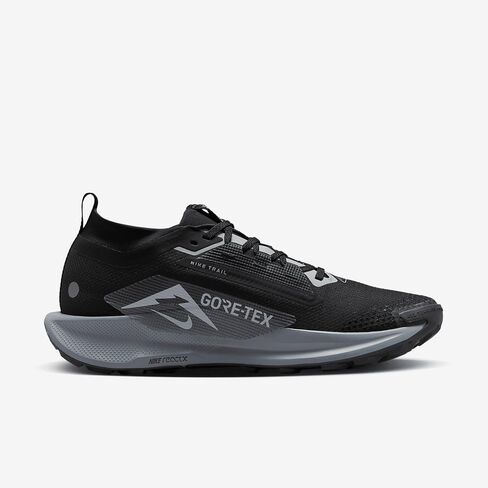 Nike Men's Pegasus Trail 5 Gore-tex Sneaker in Saudi Arabia