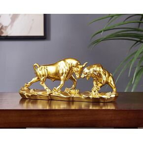 Bull and Bear Statue,Resin Abstract Tabletop Decor, Stock Market Decor,Gifts for Financial Investment Managers Investor.