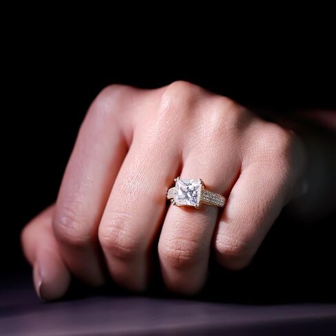 Certified Moissanite 8mm Princess Cut Engagement Ring, D-Vs1 Quality, Moissanite Solitaire Ring - With Jewelry Box in Kuwait