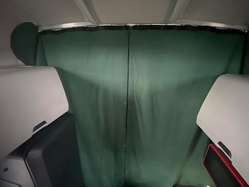 Truck Sleeper Privacy Curtains for Freightliner Cascadia 126 (2018-2025) - High Roof Bunk Interior Curtain-Faux Leather & Fleece (Green) in Saudi Arabia
