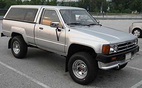 عدسة خلفية Legh Lenss Standard Colo لتويوتا هيلوكس بيك آب LN50 MK2 84-88 in Saudi Arabia