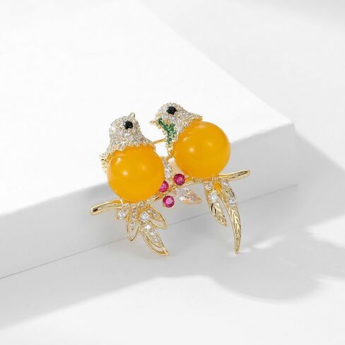 Magpie Lovebird Brooch Inlaid with 14K Gold Moissanite, Romantic Bird Design Love Corsage for Lovers, Creative Birthday Gift in Saudi Arabia