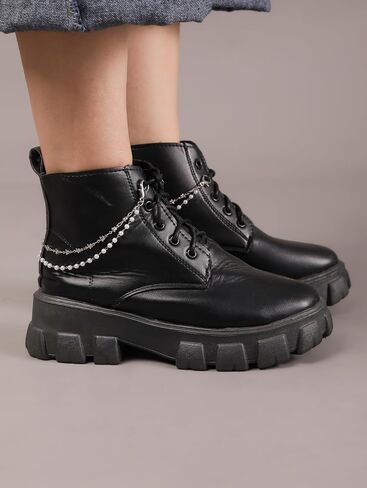 HAQUIL 2PCS Punk Goth Hearts Link Metal Shoe Chain, Shoe Charms, Link Shoelace Chains, Shoe Lace Charm Chains, Footwear Jewelry Accessories in Saudi Arabia