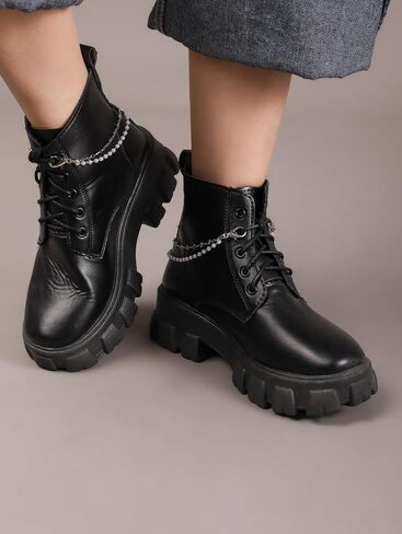 HAQUIL 2PCS Punk Goth Hearts Link Metal Shoe Chain, Shoe Charms, Link Shoelace Chains, Shoe Lace Charm Chains, Footwear Jewelry Accessories in Saudi Arabia