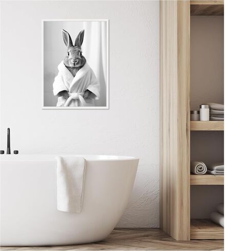 Kate and Laurel Bunny Bathny Art Plains Robe Black and White Canvas Wall Art By Creative Bunch Studio 18 × 24 Sylvie White ، غريب الأطوار ، فن الحمام لديكور الجدار ، غرفة المعيشة ، in Saudi Arabia